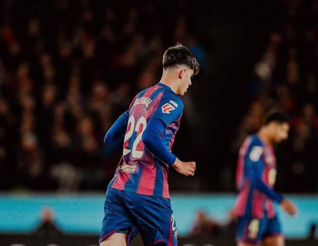 每体：巴萨冬窗可能外租贝尔纳尔让他获得时间，赫罗纳最积极