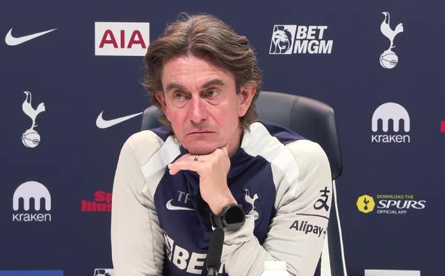 让穆阿尼踢中锋?弗兰克:我很欣赏他能踢左右两个边锋的位置