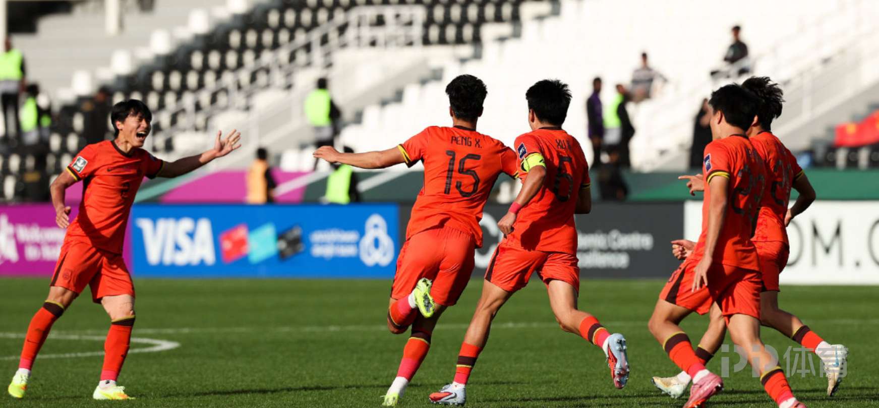 小组登顶！U23国足1-0力克澳大利亚 彭啸制胜球，李昊神扑